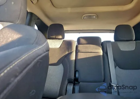 2014 Jeep Cherokee Latitude z USA, uszkodzony, nr VIN 1C4PJMCS4EW309099